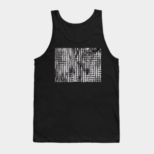 Labyrinth Pattern Tank Top